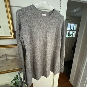 Isabel Maternity Gray Pullover Sweater Size Small , NWOT